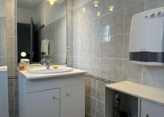 Maison 4 Pieces 8 Couchages Sur Bn000-09c Villa